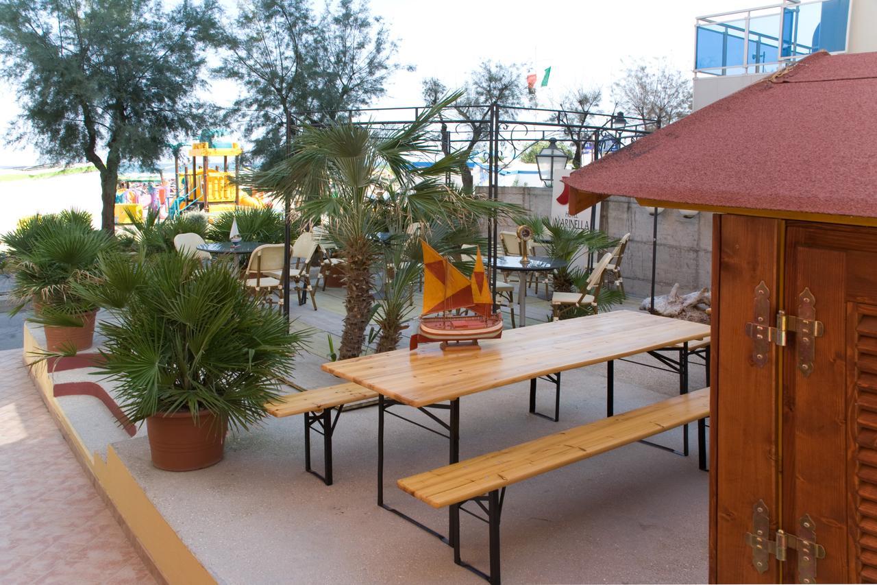 Hotel Resort Marinella Gabicce Mare Exteriör bild