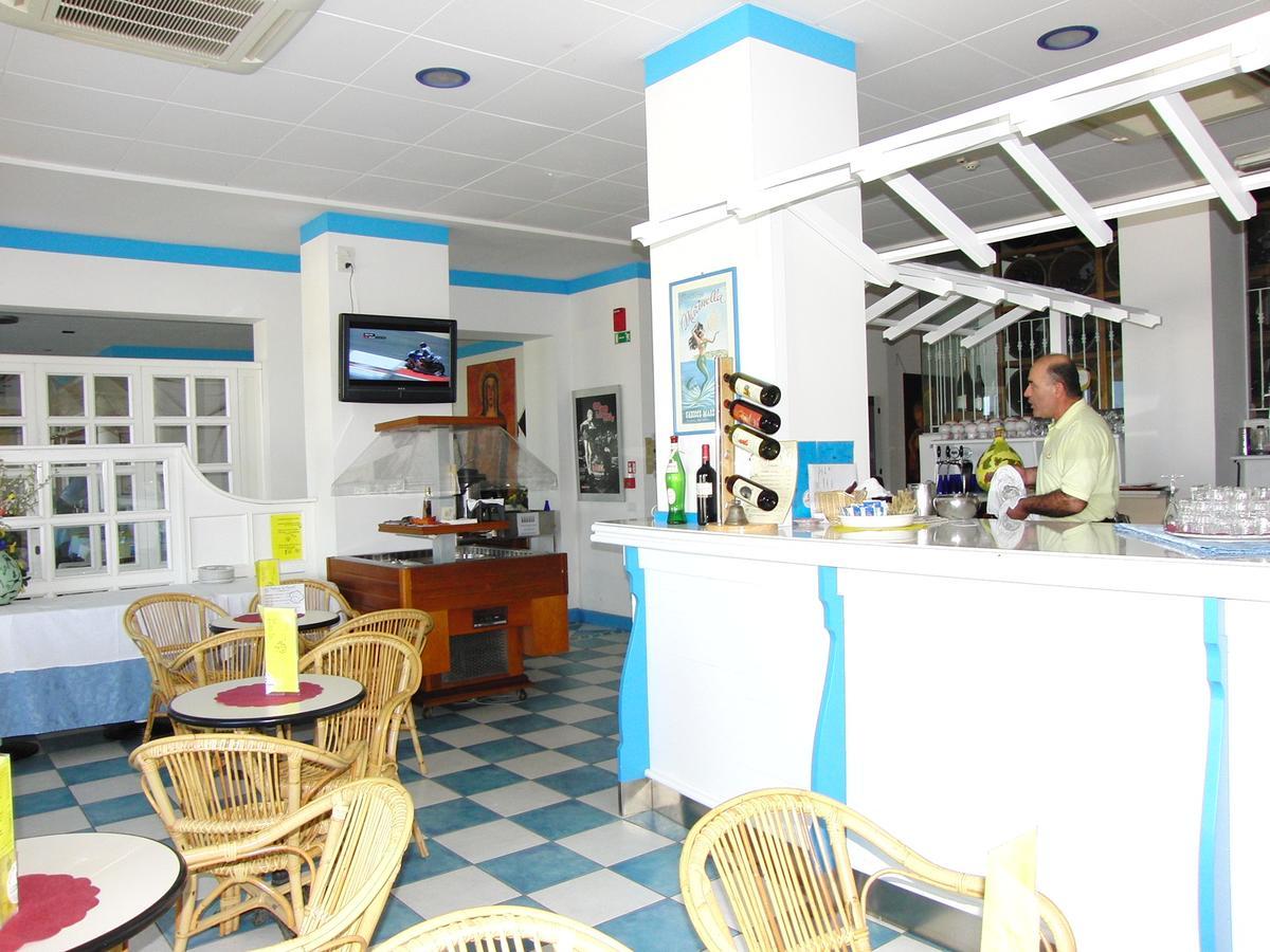 Hotel Resort Marinella Gabicce Mare Exteriör bild