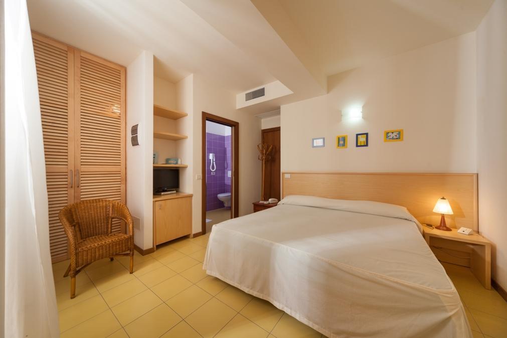 Hotel Resort Marinella Gabicce Mare Exteriör bild