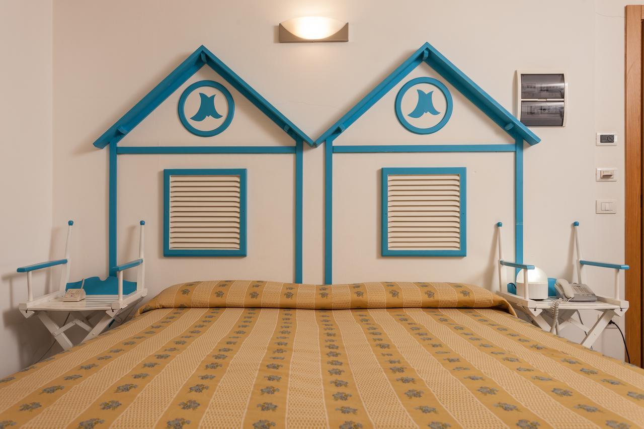 Hotel Resort Marinella Gabicce Mare Exteriör bild