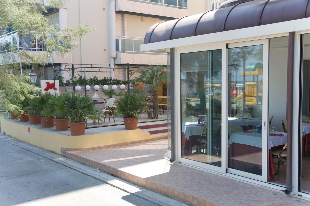 Hotel Resort Marinella Gabicce Mare Exteriör bild